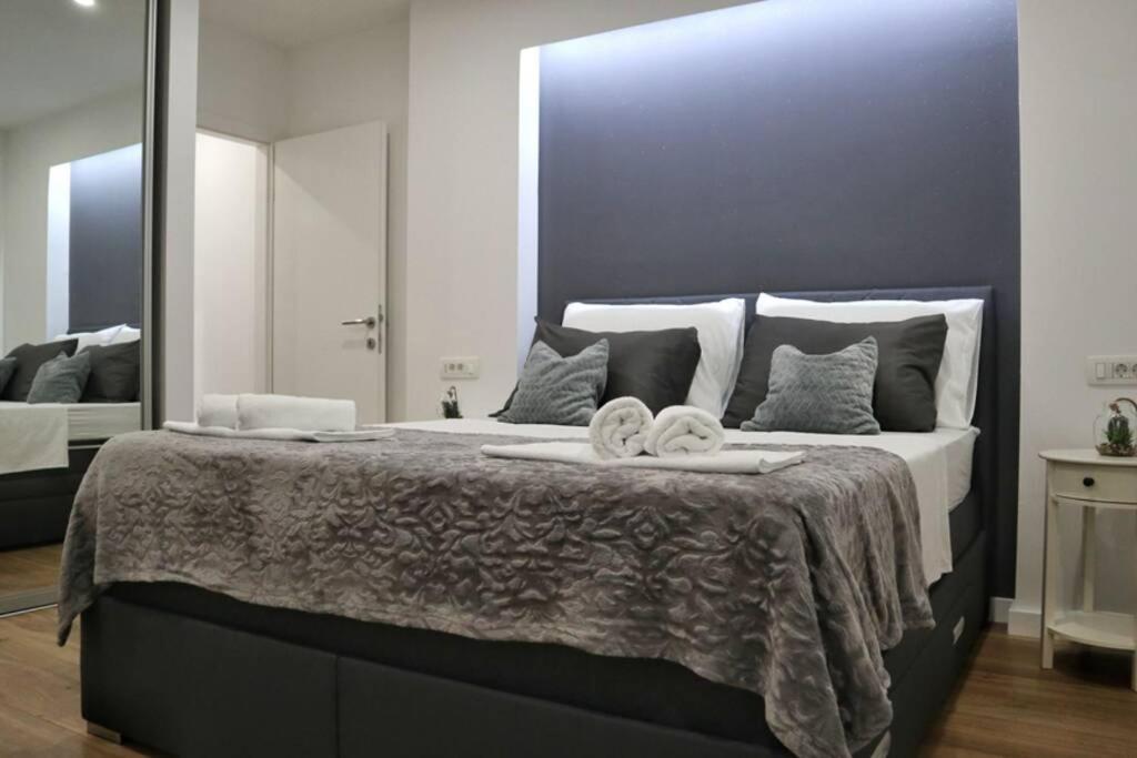 Luxury Dim Apartment Split Exteriér fotografie